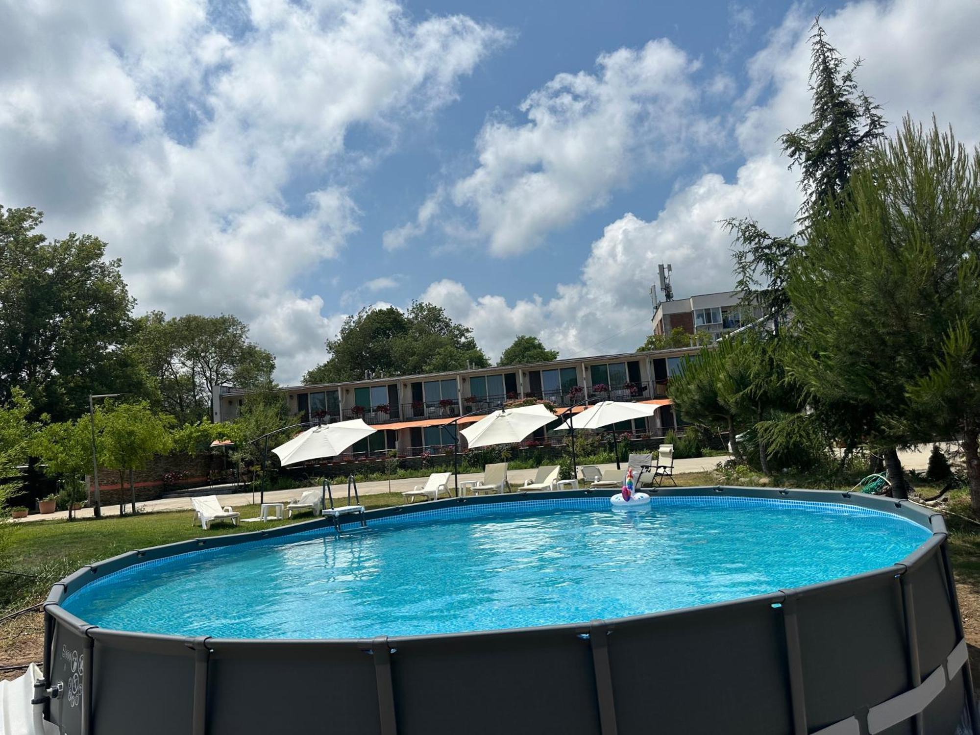 Hotel Surf Primorsko Exterior photo